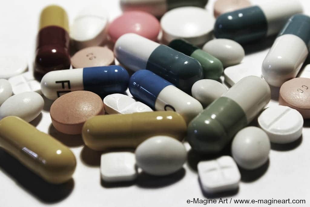 a-new-covid-19-antiviral-pill-cuts-risk-of-death-by-50-percent.-here’s-what-you-need-to-know-about-it