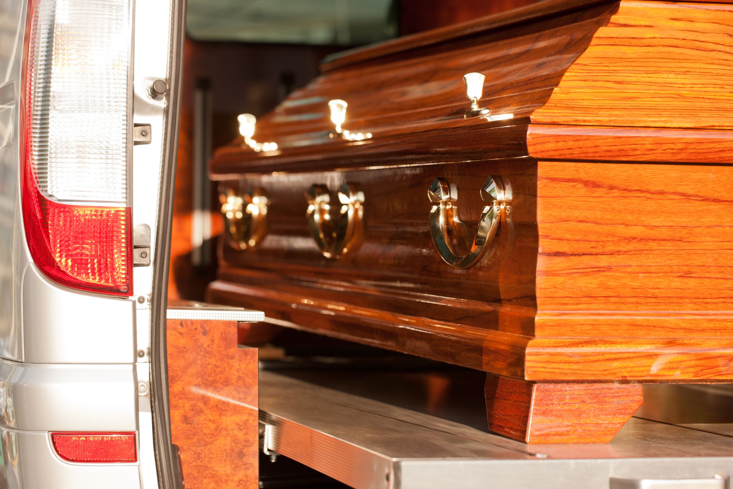 dark-reality:-funeral-parlours-get-behind-covid-19-vaccination-drive