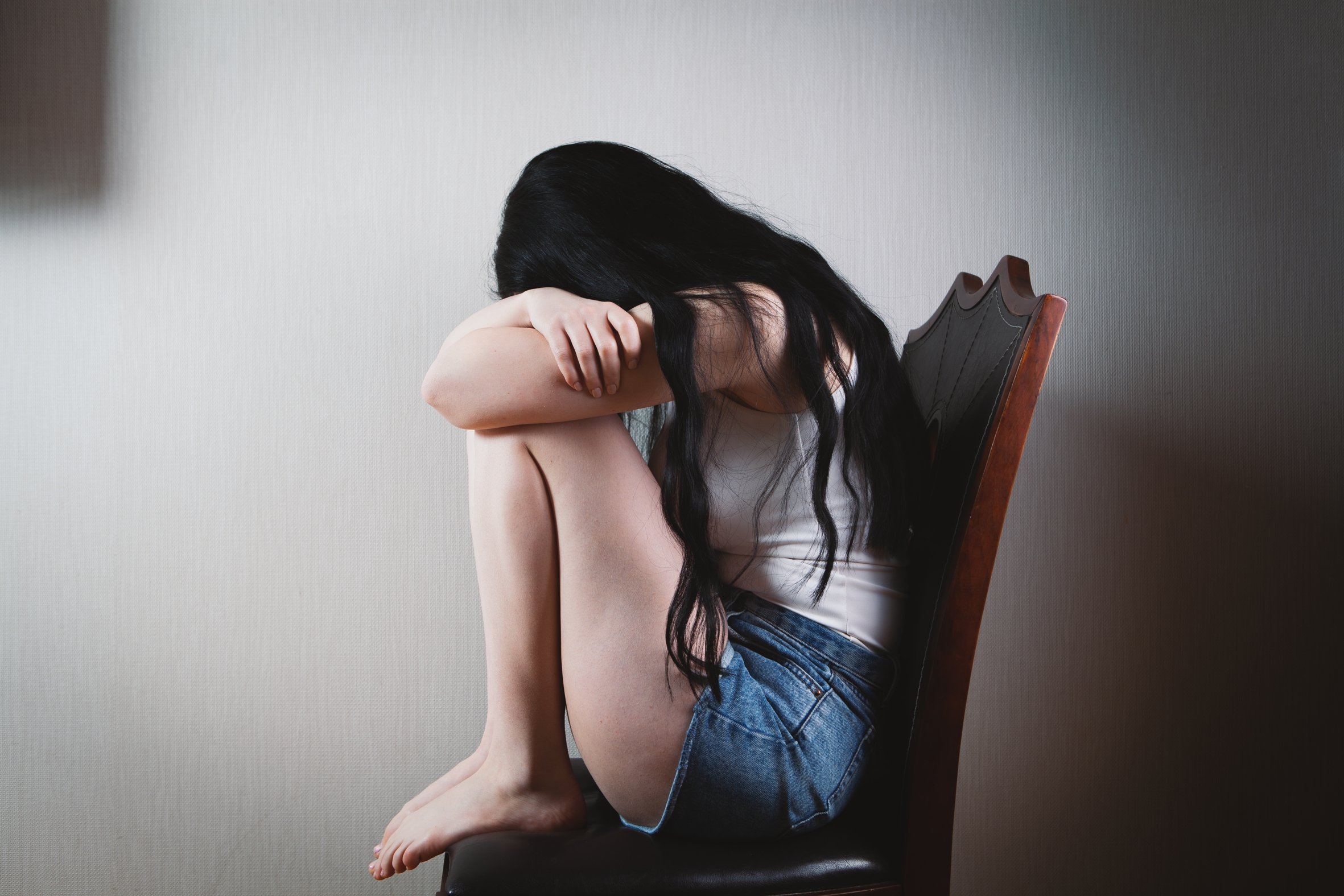 domestic-abuse:-teens-give-brutal-firsthand-accounts