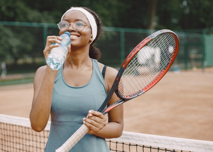 daily-water-intake:-fill-up-your-bottle,-drink-up-and-repeat